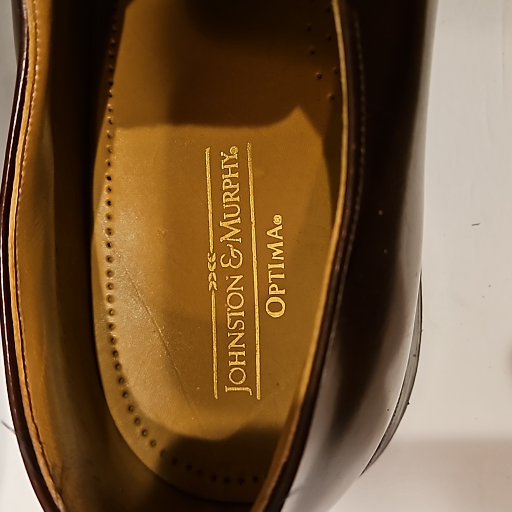 Johnston & Murphy Men’s Cap-Toe Oxfords in Dark Brown - Picture 2 of 11